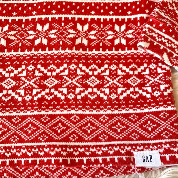 Gap Red Fair Isle Snowflake Christmas Pajama Set Size 4 - Picture 4 of 8